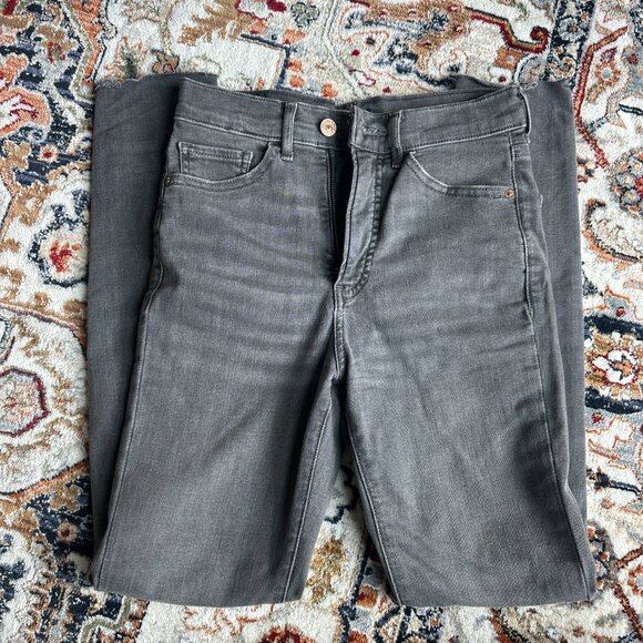 Express Grey Skinny Jeans - Like new - Picture 5 of 8